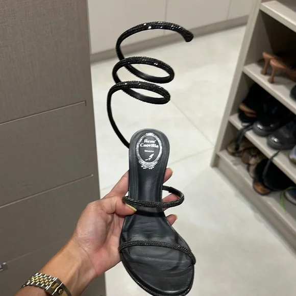 Rene Caovilla Black Heels with Elegant Design - Picture 2 of 3